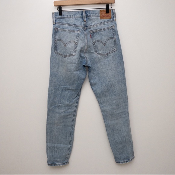 LEVI’S straight leg mom jean Wedgie Icon Selvedge Jeans in Desert Delta - Picture 8 of 12